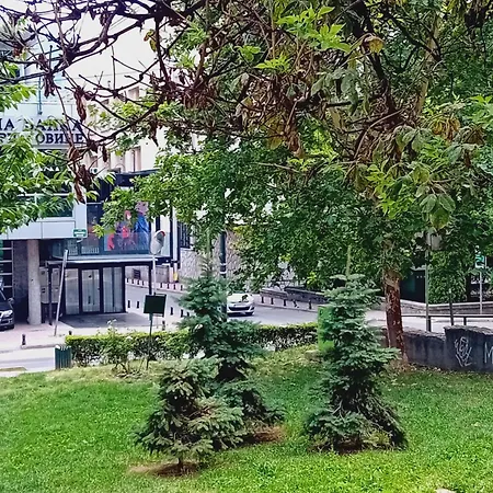 Floki In The Center Апартаменты *