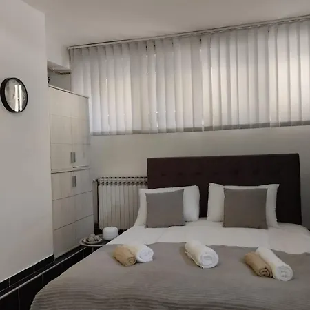 Floki In The Center Апартаменты